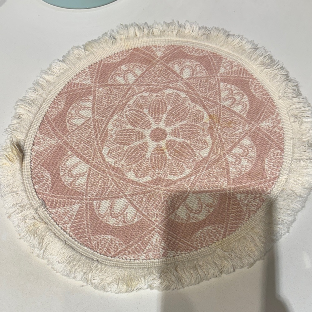 Round Pink and Cream Fringe Placemat